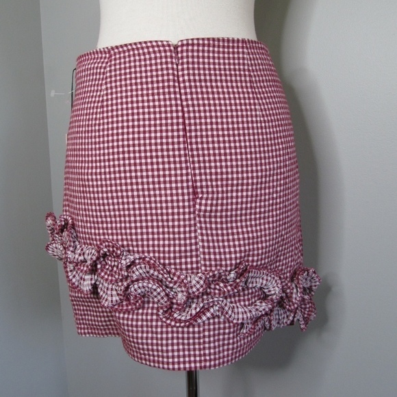Lovers+ Friends  Ballard Mini Ruffle Check Print Skirt Red - Picture 7 of 12